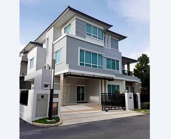 ให้เช่าบ้านเดี่ยว โครงการแกรนด์ บางกอก บูเลอวาร์ด พระราม 9-ศรีนครินทร์  บ้าน3 ชั้น  สุดหรู  ย่านกรุงเทพกรีฑา หัวหมาก บางกะปิ รามคำแหง