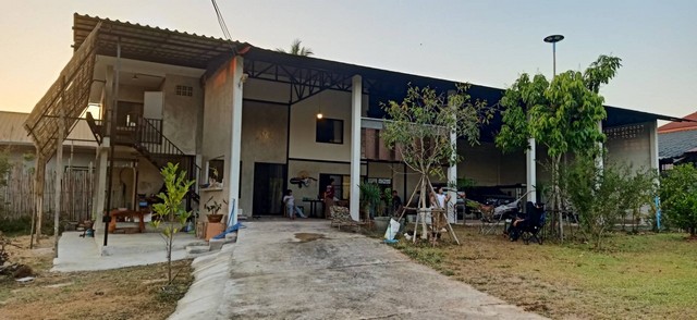 ขายบ้านสวนแนวโกดัง ไว้สำหรับพักผ่อน หรือทำคาเฟ่ อำเภอแม่แตงจังหวัดเชียงใหม่