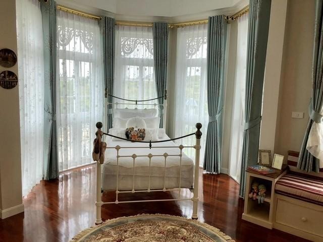 POR4131 ขาย บ้านเดี่ยว สไตล์ยุโรป 3 ชั้น 4 ห้องนอน  แฟนตาเซีย วิลล่า 4 Fantasia Villa 4  บางนา 33 ถนนศรีนครินทร์ 