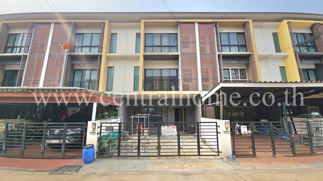 ทาวน์โฮม เดอะคอนเนคอัพ 3 วงแหวน-บางแค ทาวน์โฮม 3 ชั้น