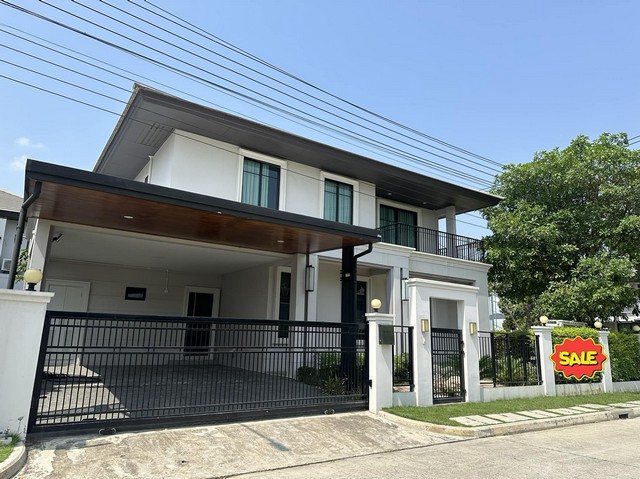 ขายด่วน บ้านเดี่ยว 2 ชั้น แปลงมุม 81 ตรว. โครงการเศรษฐสิริพัฒนาการ  พัฒนาการ 87 พร้อมสระว่ายน้ำส่วนตัว ตกแต่ง modern luxury พร้อมเข้้าอยู่