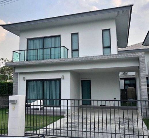 ให้เช่าบ้านเดี่ยว 2ชั้น สกาย ดอนเมือง สรงประภา เนื้อที่ 52 ตรว มี 3 ห้องนอน 3 ห้องน้ำ ใกล้ Harrow โรบินสันศรีสมาน