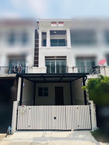 ขายทาวน์โฮม 3 ชั้น บ้านกลางเมือง The Paris กรุงเทพกรีฑา ซอย7 รีโนเวทใหม่