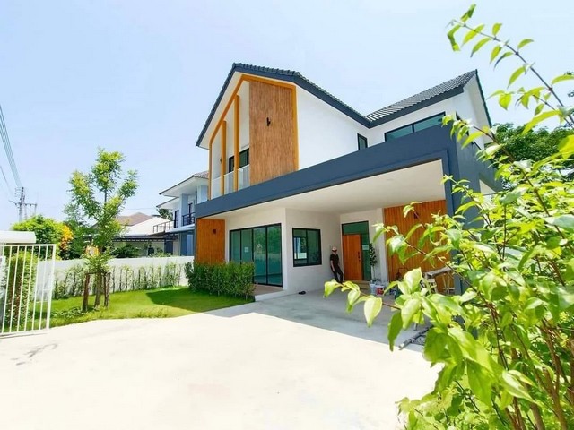 บ้าน 2 ชั้น 4 ห้องนอน Minimal-Nordic Style         ใกล้แยกหนองจ๊อม​ อ.สันทราย จ.เชียงใหม่????