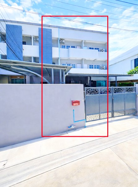ทาวน์เฮ้าส์ให้เช่า 3 ชั้น 4–5นอน 3น้ำMRTศรีอุดม 1.06กม. เฉลิมพระเกียรติ2-10   ใกล้ รพ.สินแพทย์ ศรีนครินทร์ 600 ม. 30ตร.ว. 365 ตร.ม.