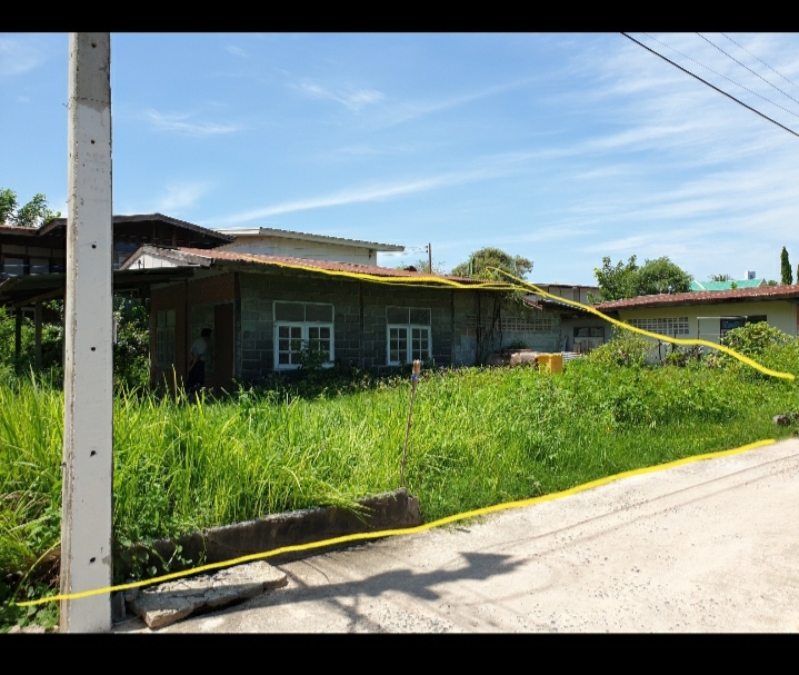 ขายที่ดินพร้อมสิ่งปลูกสร้าง