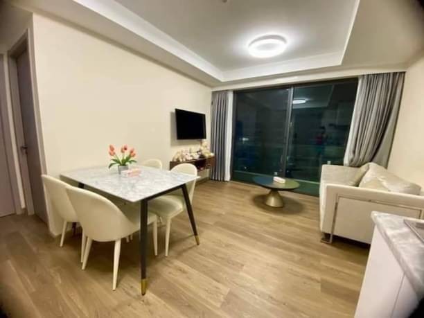 ขาย 4.69 ล้าน 51.35 ตรม. 2 นอน 2 น้ำ เดอะวัน เชียงใหม่ ห้องมุม วิวสระว่ายน้ำ เฟอร์นิเจอร์ครบ พร้อมเข้าอยู่ได้เลย