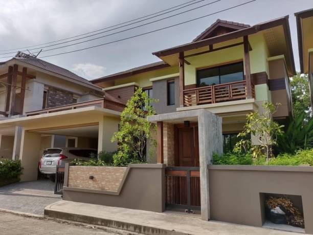 ขาย 8 ล้าน 70 ตรว. 4 นอน 4 น้ำ บ้านเดี่ยว 2 ชั้น แลนด์แอนด์เฮ้าส์ แม่โจ้ สันทราย มีสระว่ายน้ำส่วนตัว เข้าเมืองง่าย เดินทางสะดวก