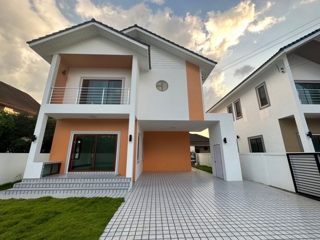 บ้านสร้างใหม่ โมเดิร์นมินิมอล หลังกาดฝรั่ง หลังสุดท้าย